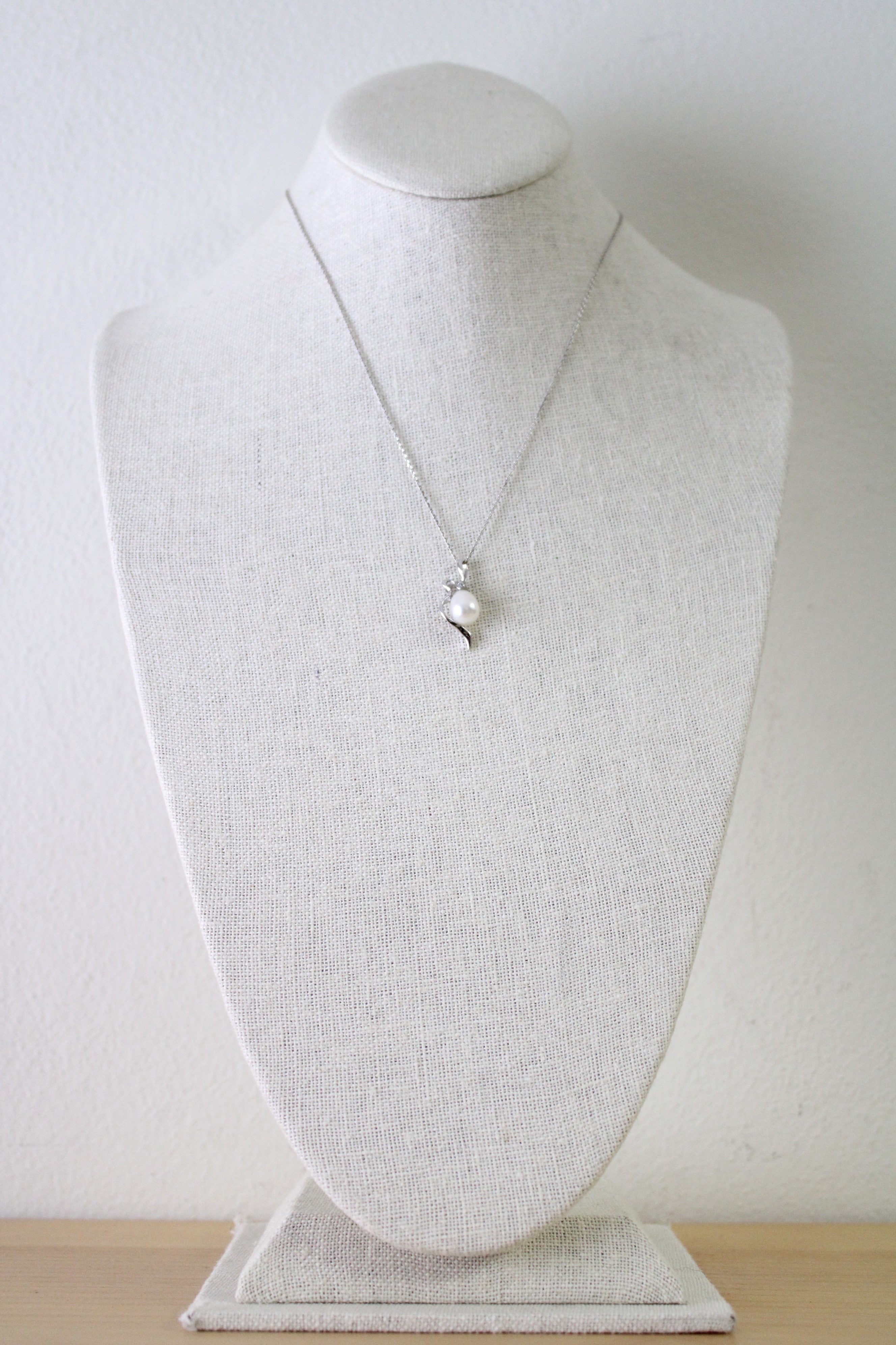 Genuine Pearl Sterling Silver Pendant Necklace