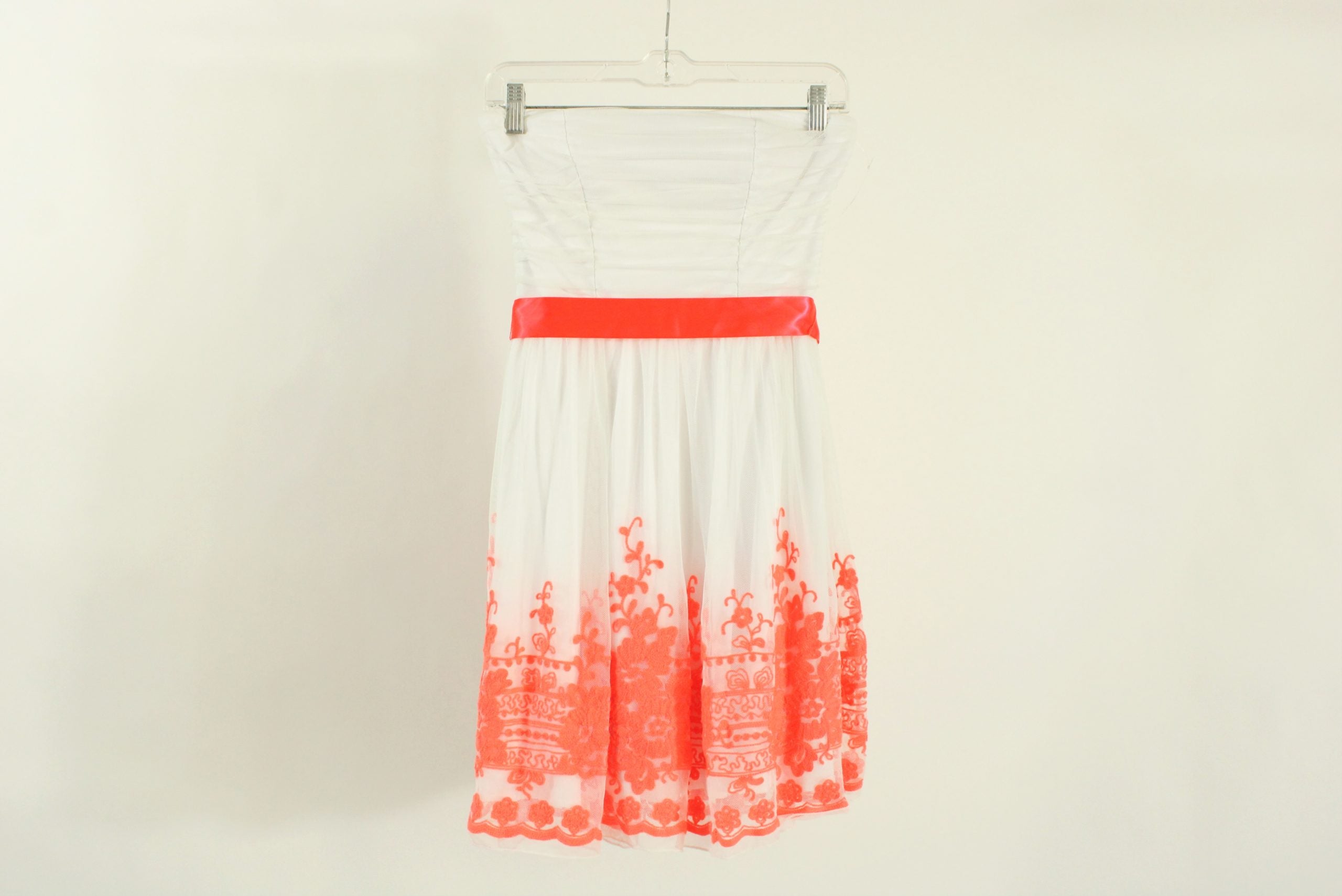 Rue 21 White Tulle Neon Orange/Pink Embroidered Strapless Dress | Size 7/8
