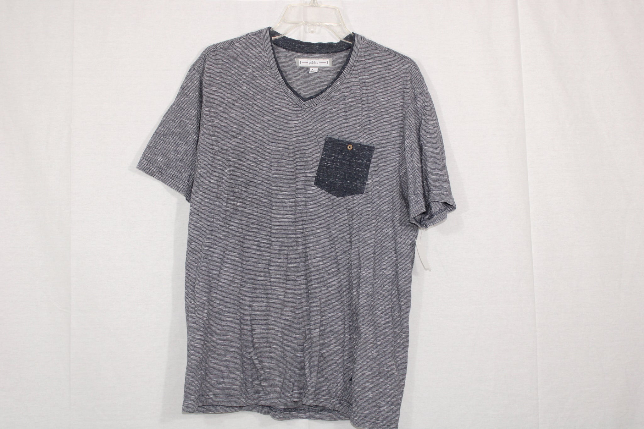pd&c V-Neck Shirt | XL