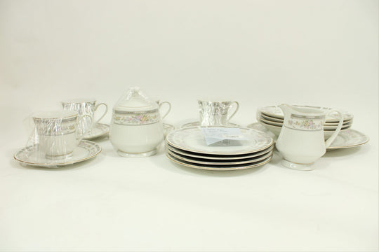 Manchester Porcelain China 22K Band Dishes | Set Of 19
