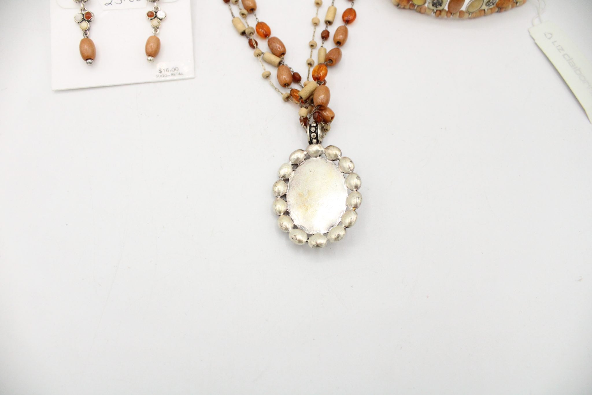 NEW Liz Claiborne Wooden Bead Jewelry Set