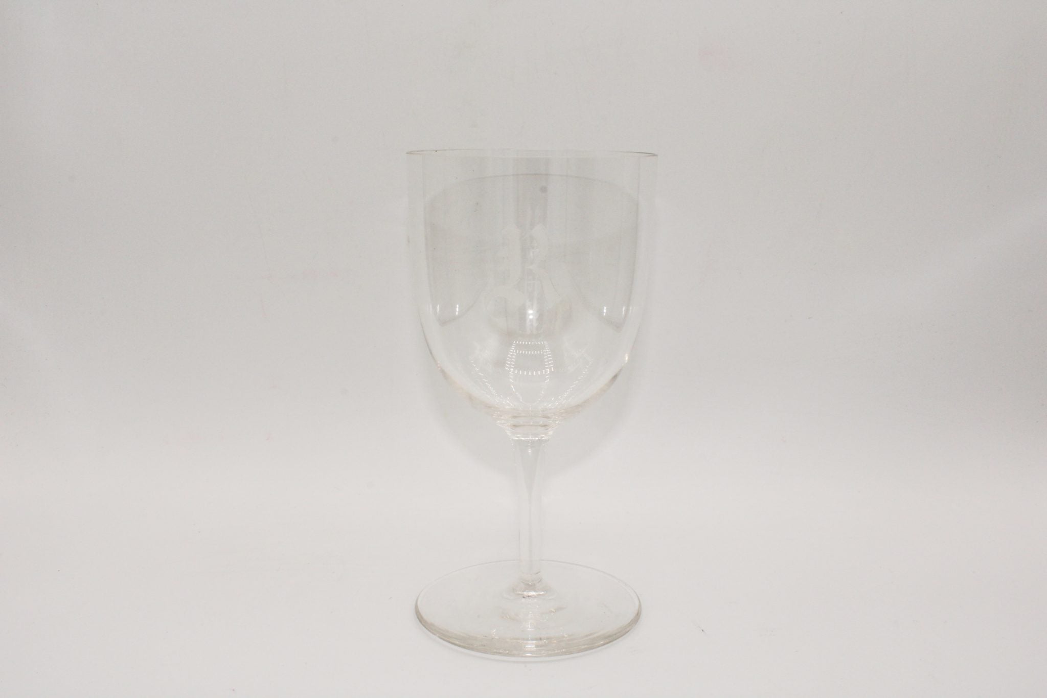 "R" Etched Wine Glass