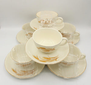 Golden Wheat Homer Laughlin 22K Gold Oven Proof Made In USA Set Of 6 Tea Cups & Saucers
