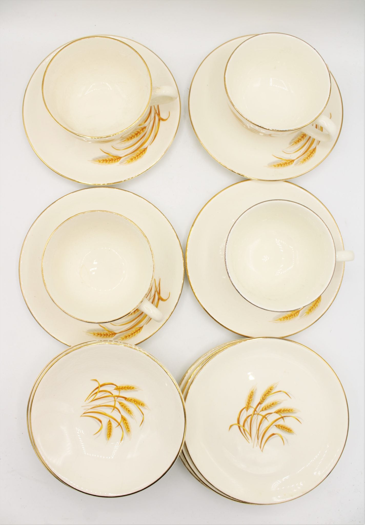 Homer Laughlin Golden Wheat 22KT Gold Tea Cups Saucers & Desserts Plates