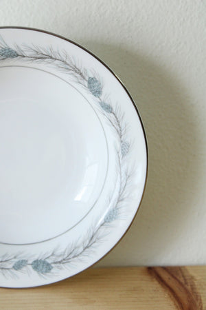 Style House Fine China Duchess Made In Japan Winter Dessert Bowl