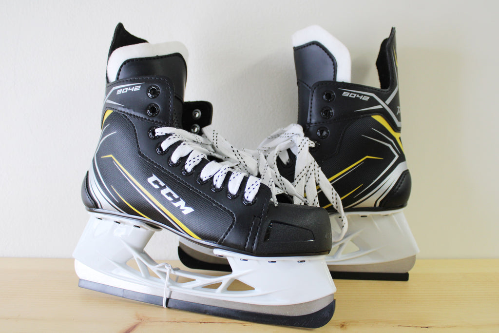 NEW CCM Tacks 9042 Ice Hockey Skates | Size 5