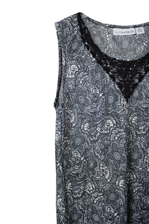 Sag Harbor Pleated Paisley Top | L