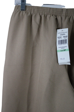 NEW Alfred Dunner Tan Proportioned Short Pant | 8 Petite