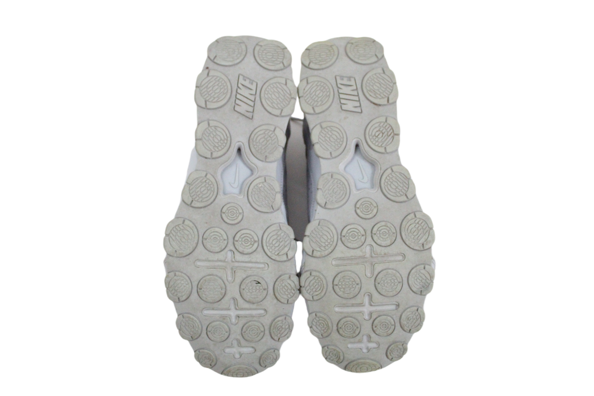 Nike Training Reax 8 Gray Gold Sneaker | 11.5
