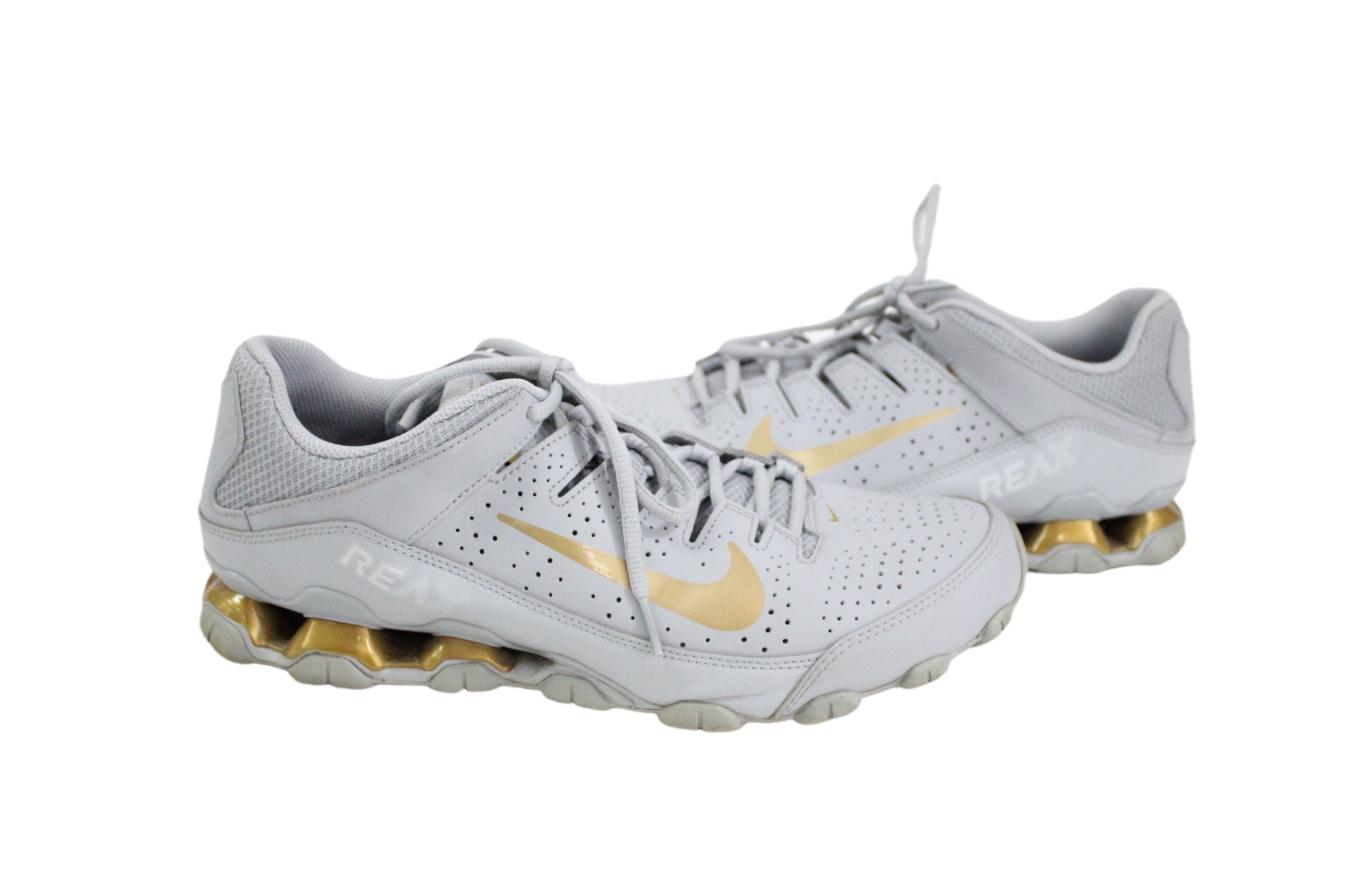 Nike 2025 reax gold