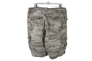 Mossimo Cargo Green Camo Short | 38