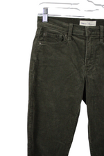 Gap True Skinny Green Corduroy Pants | 26R/2