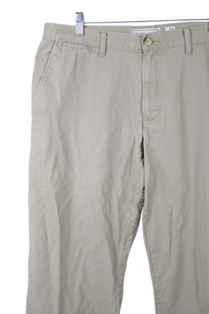 Old Navy Classic Khakis | 34X32