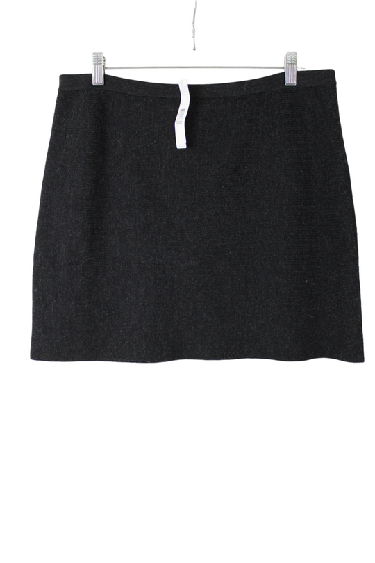 NEW Donna Karan Charcoal Gray Merino Wool Knit Skirt | L